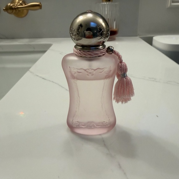 1oz perfume de Marly Delina La rosee eau de parfum spray - Picture 2 of 4